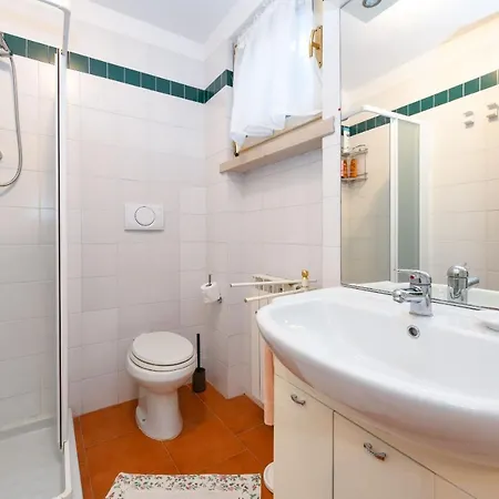 Casa Esmeralda Apartment *